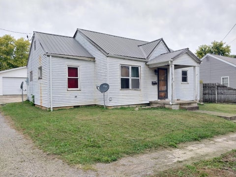 Photo of 819 S 4th Street, Greenfield, OH 45123 (MLS # 226038641)
