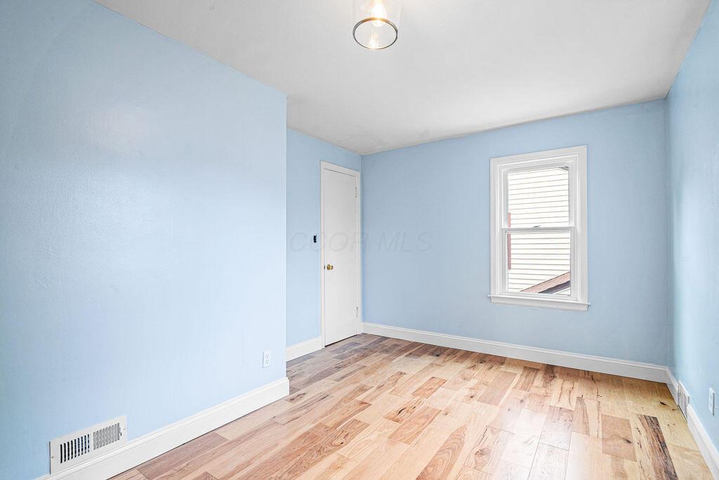 Columbus, Ohio 43204, United States, 3 Bedrooms Bedrooms, ,1 BathroomBathrooms,Residential,Active,197466