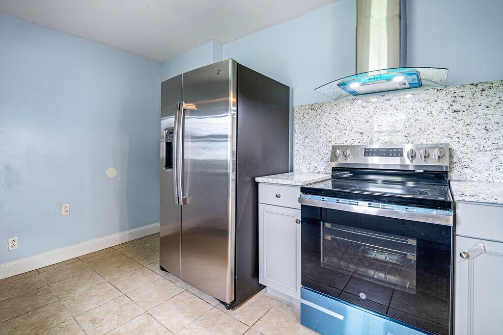 Columbus, Ohio 43204, United States, 3 Bedrooms Bedrooms, ,1 BathroomBathrooms,Residential,Active,197466