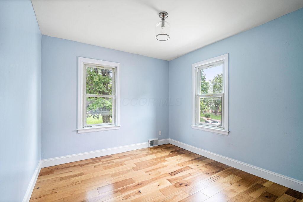 Columbus, Ohio 43204, United States, 3 Bedrooms Bedrooms, ,1 BathroomBathrooms,Residential,Active,197466