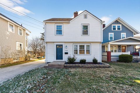 Photo of 1251 Lancaster Avenue, Reynoldsburg, OH 43068 (MLS # 226002024)