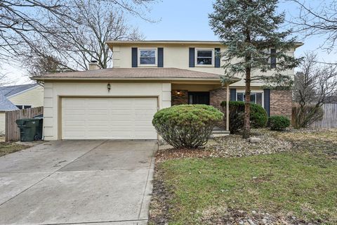 Photo of 2899 Granada Hills Drive, Columbus, OH 43231 (MLS # 226006513)