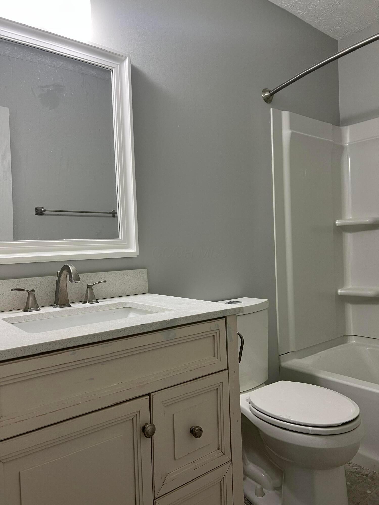 507 Warwick Lane, Pickerington, Ohio image 14