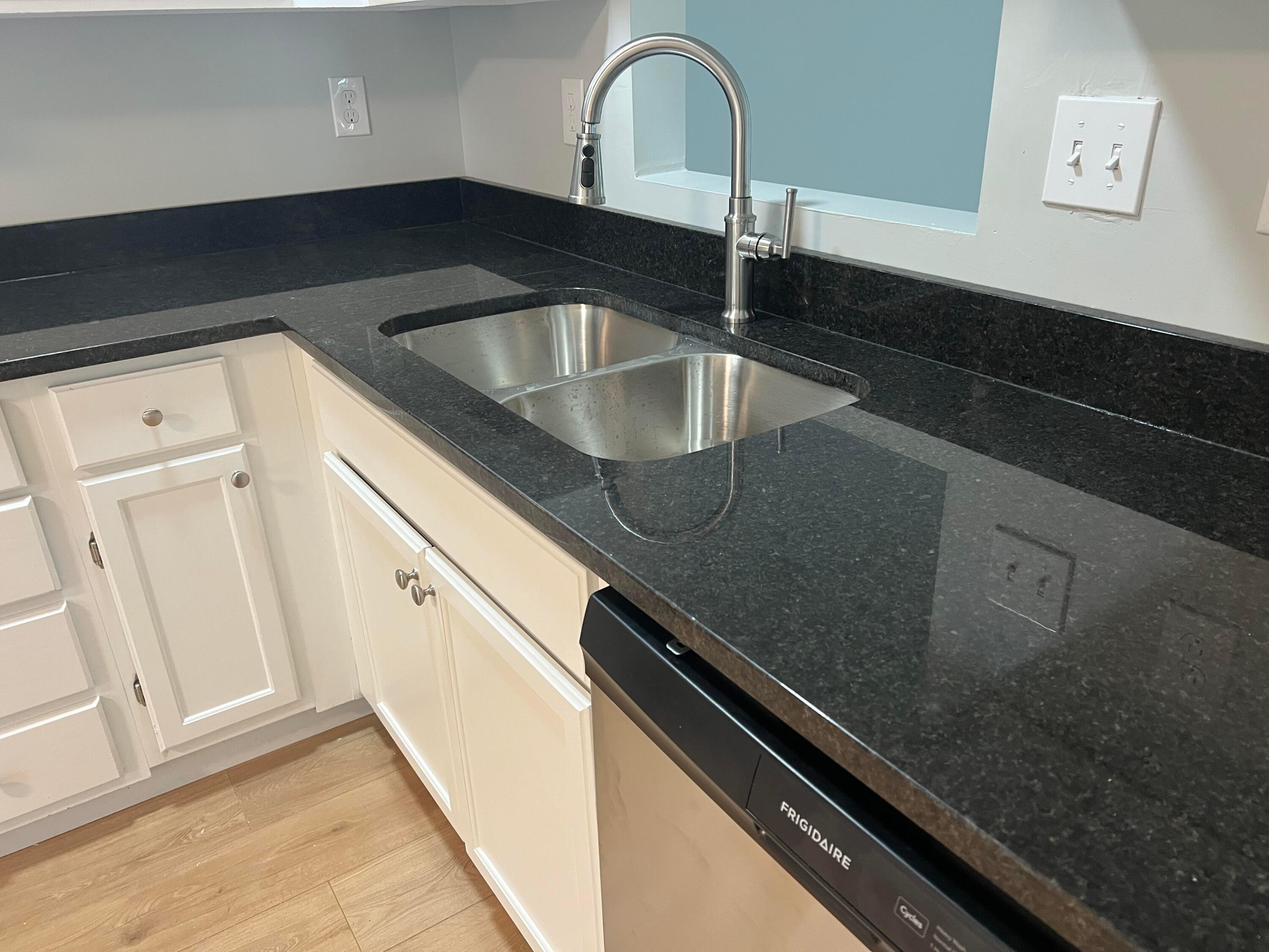 507 Warwick Lane, Pickerington, Ohio image 3