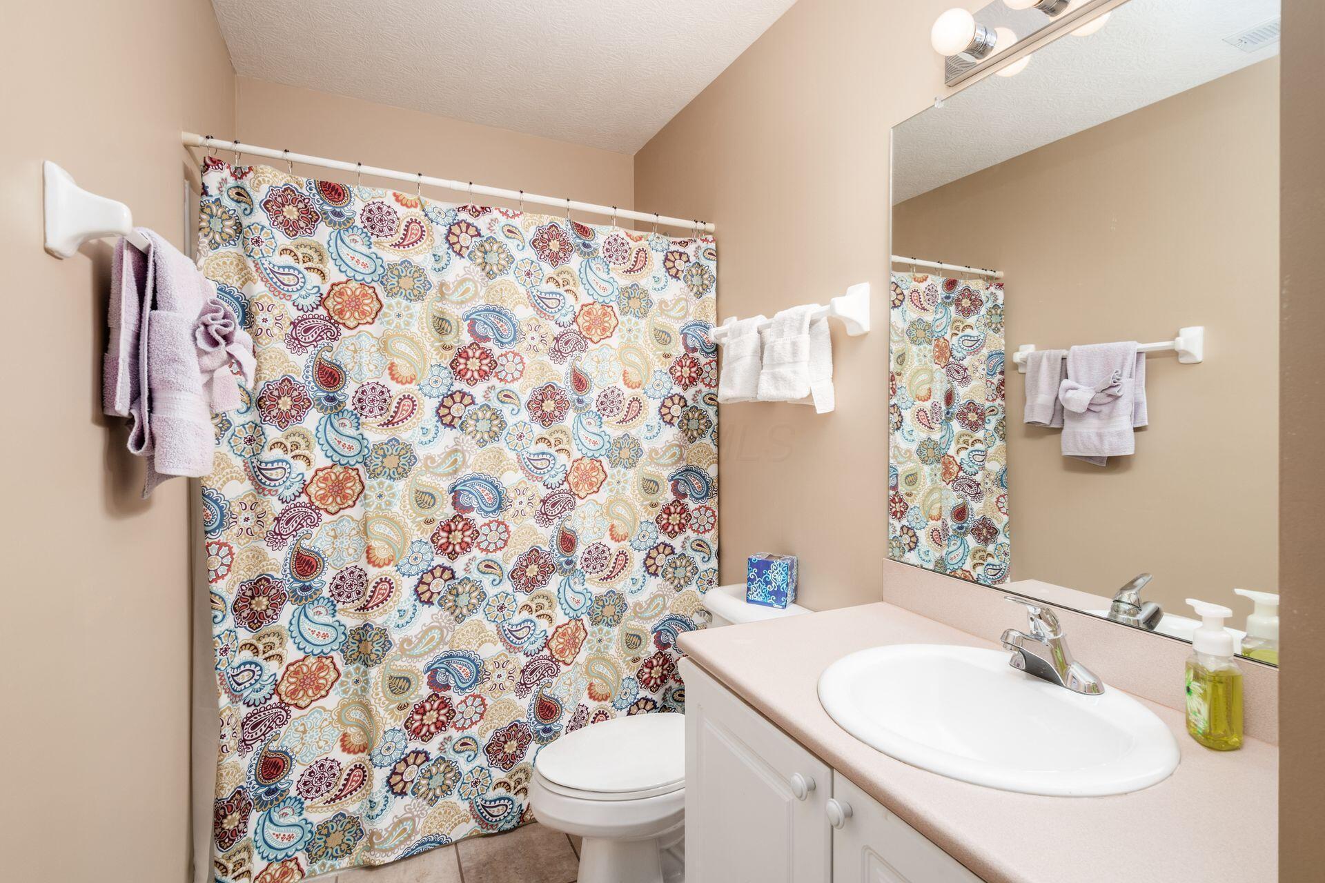 6081 Avatar Drive #7, New Albany, Ohio image 21