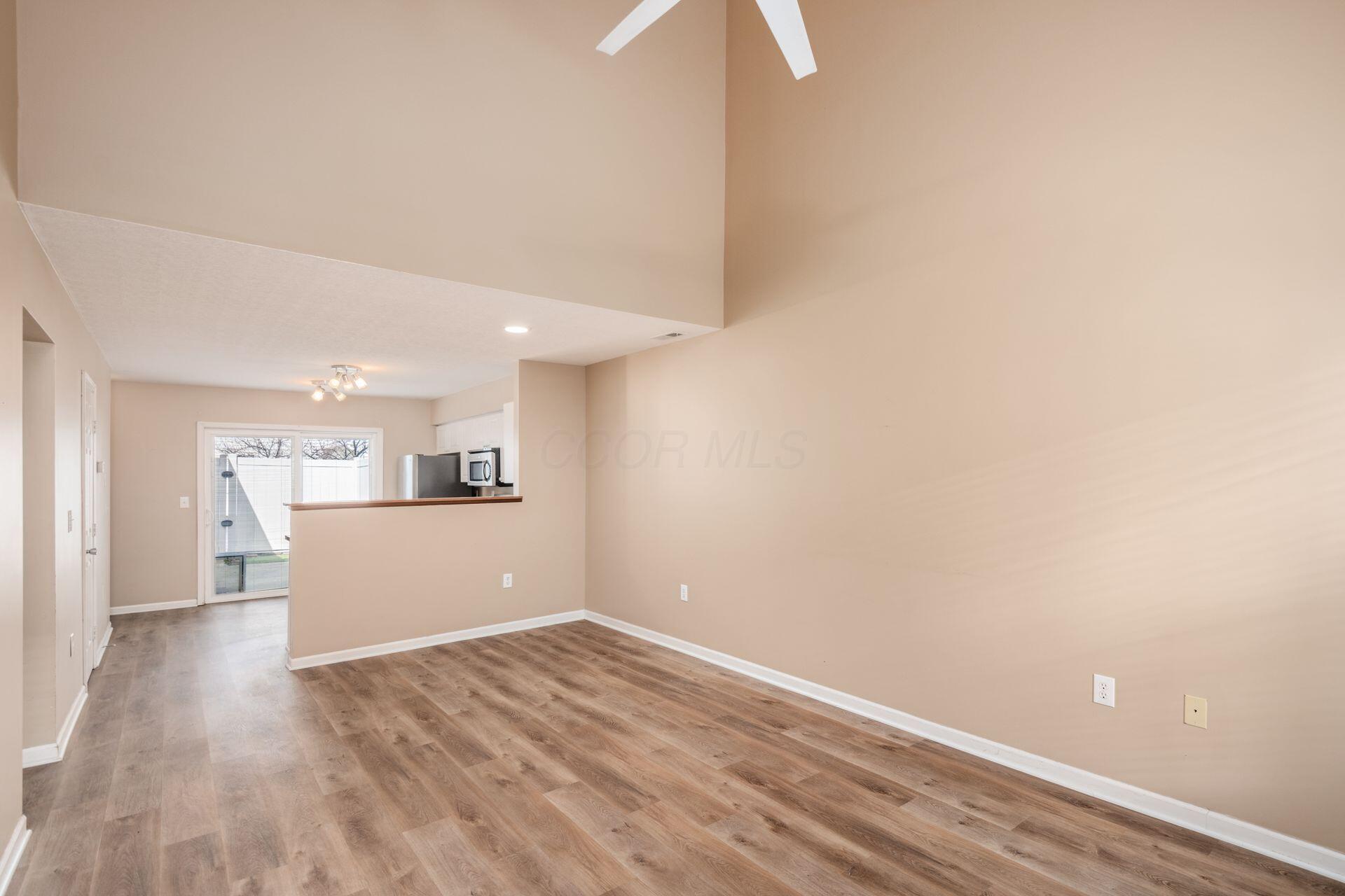 6081 Avatar Drive #7, New Albany, Ohio image 3