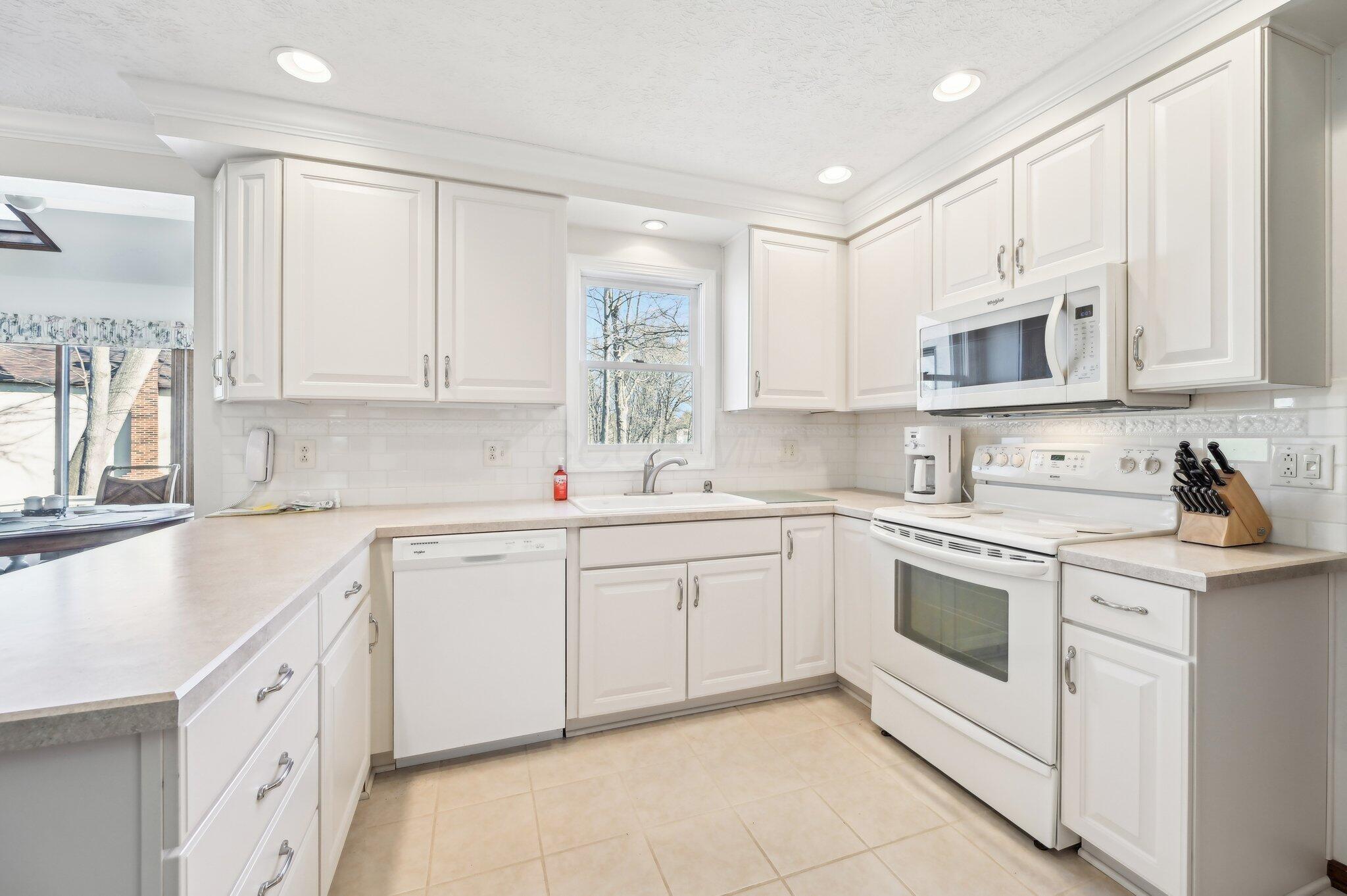 11635 Wedgewood Drive, Pickerington, Ohio image 16