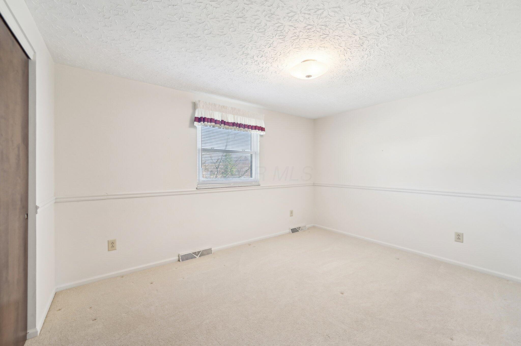11635 Wedgewood Drive, Pickerington, Ohio image 28