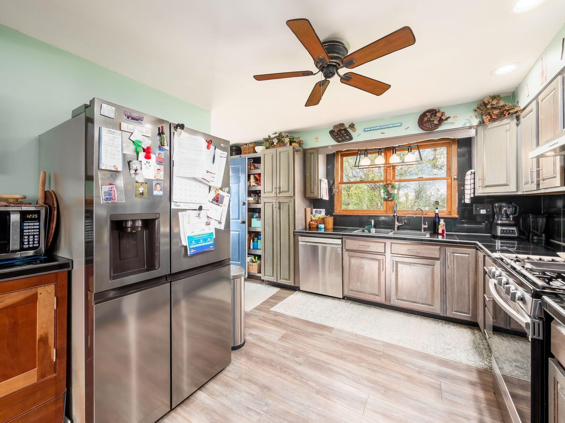 1410 Stratford Road, Delaware, Ohio image 4