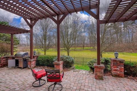 Tiny photo for 680 Covered Bridge Drive, Delaware, OH 43015 (MLS # 226004252)