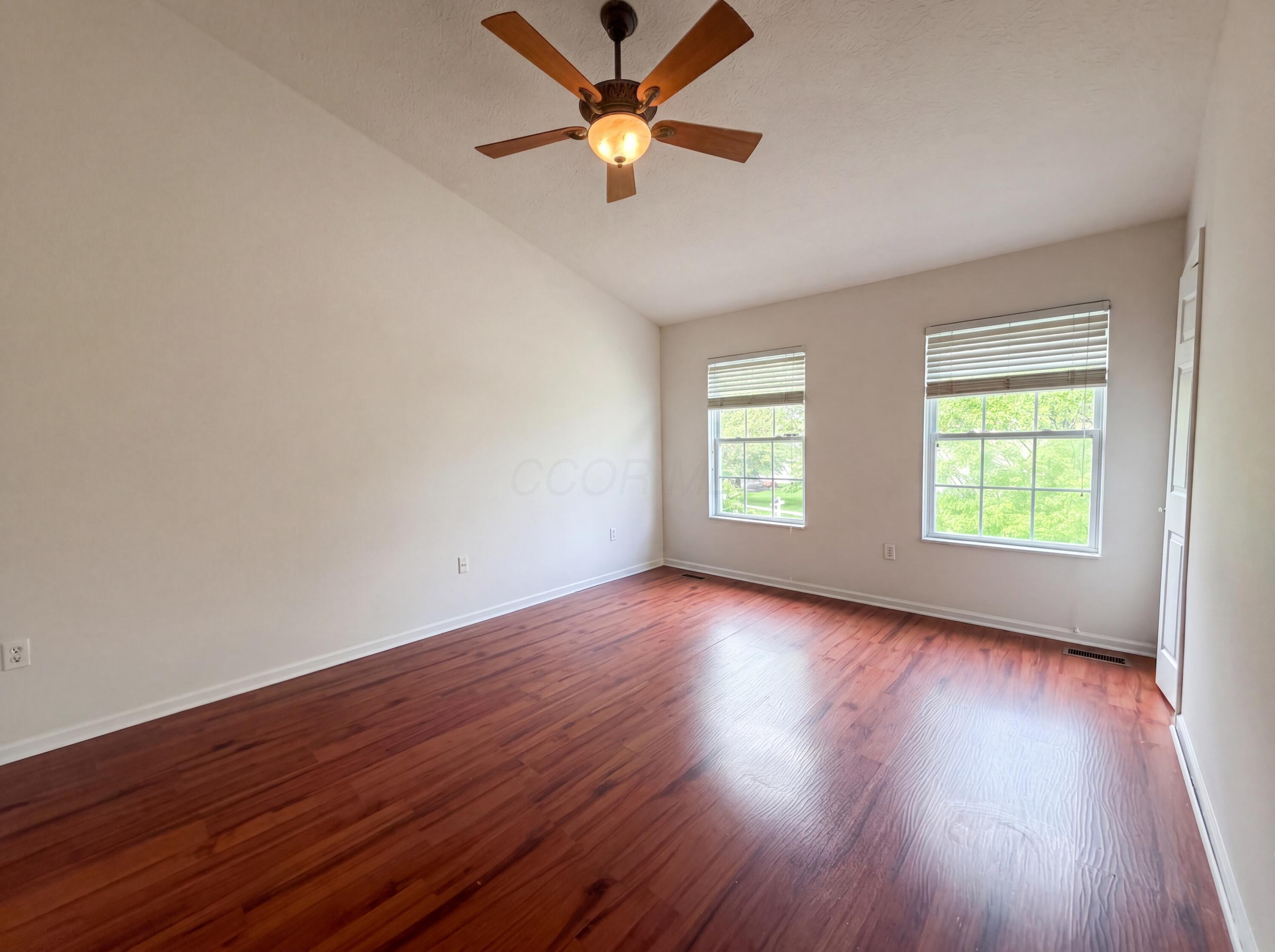 7966 Lazelle Woods Drive