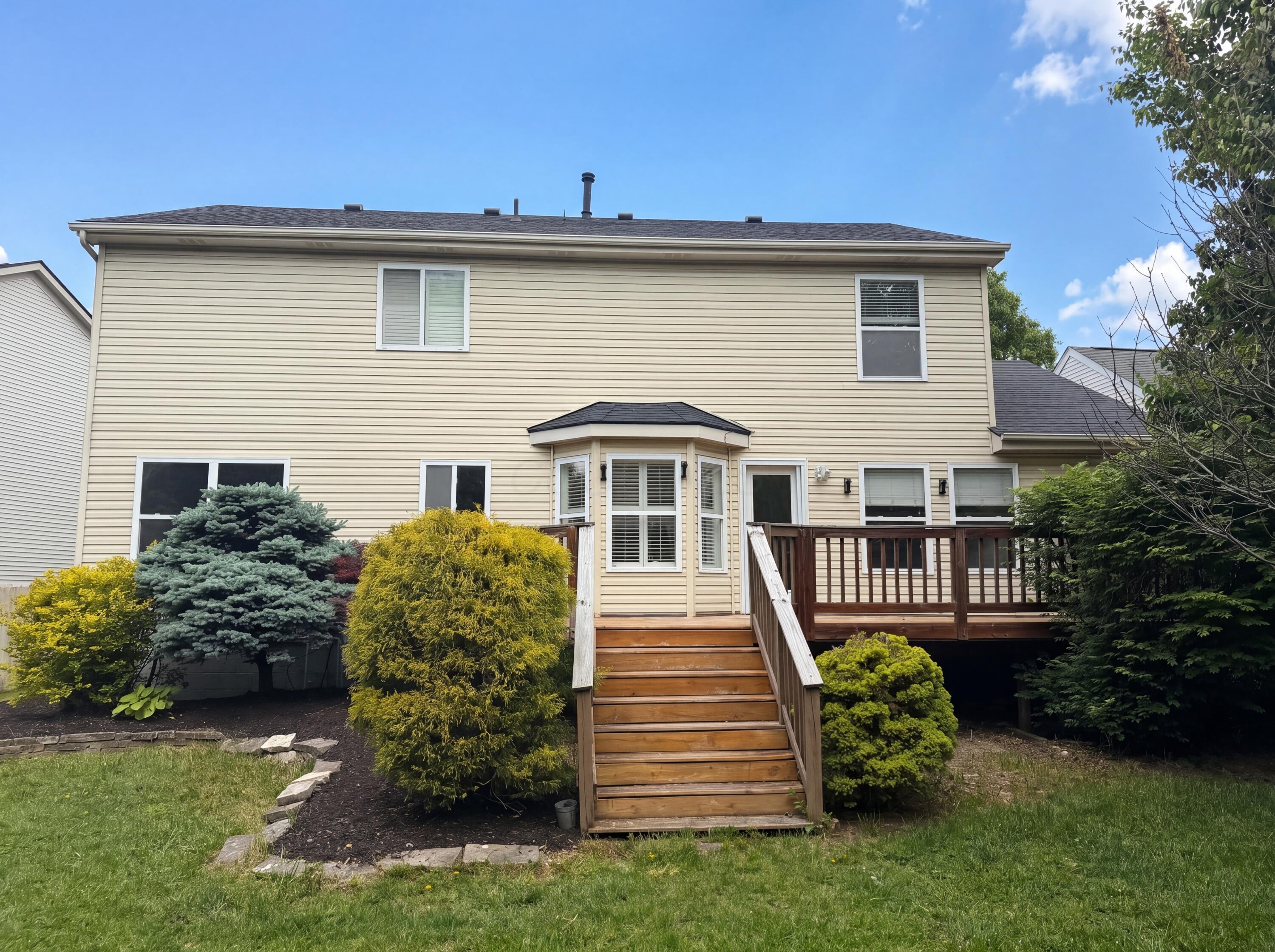 7966 Lazelle Woods Drive