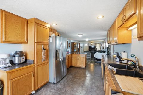 Tiny photo for 508 Carolyn Road, Washington Court House, OH 43160 (MLS # 226000522)