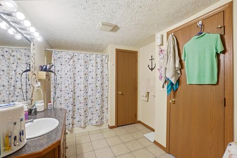 Tiny photo for 508 Carolyn Road, Washington Court House, OH 43160 (MLS # 226000522)