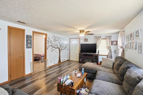 Tiny photo for 508 Carolyn Road, Washington Court House, OH 43160 (MLS # 226000522)