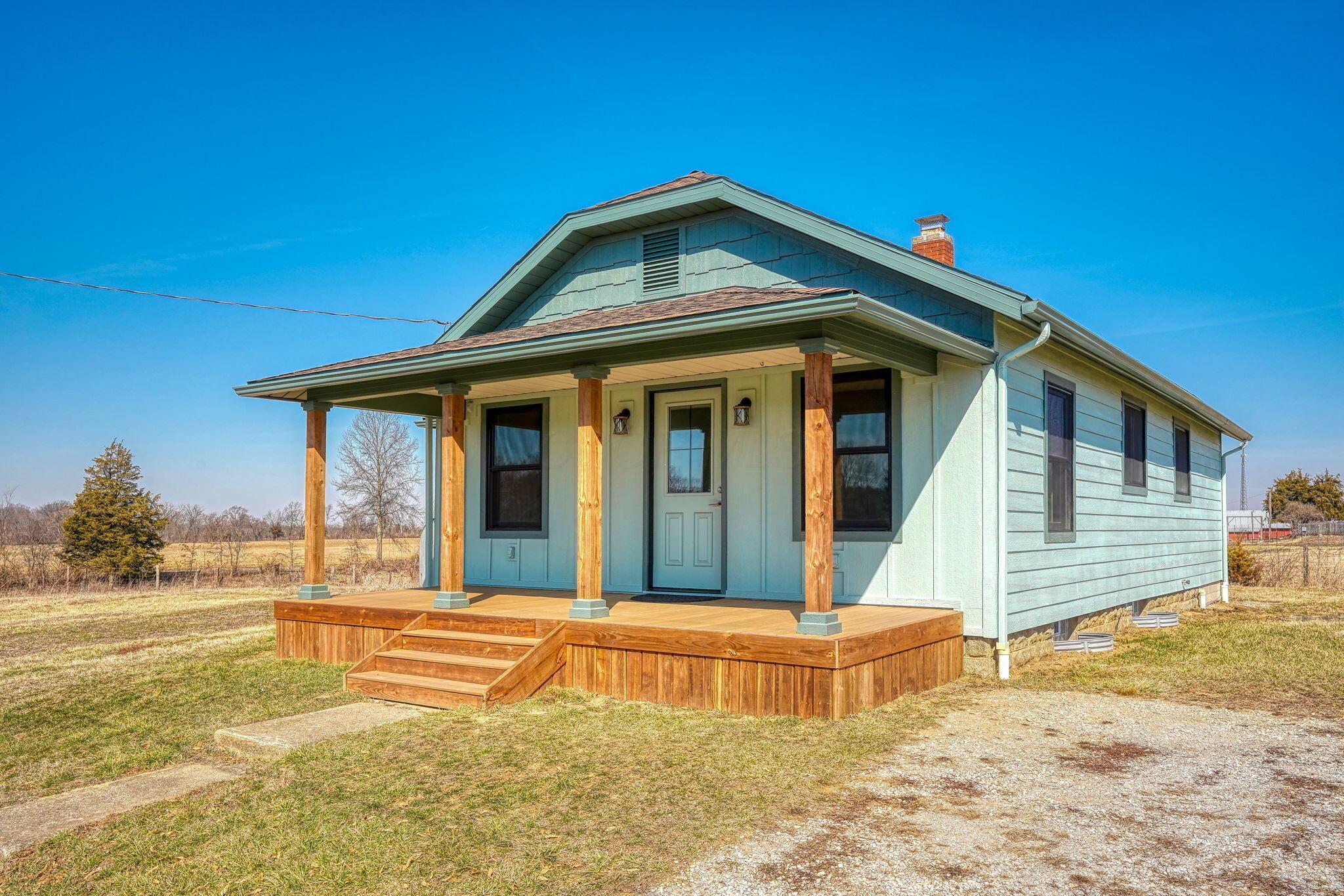 9984 Neiswander Road, Ashville, Ohio image 1