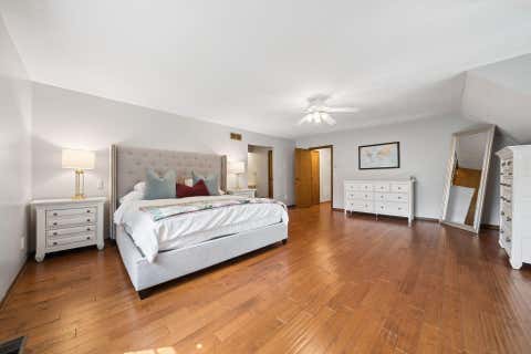 Tiny photo for 261 Northigh Drive, Worthington, OH 43085 (MLS # 226032114)