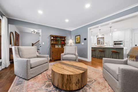Tiny photo for 261 Northigh Drive, Worthington, OH 43085 (MLS # 226032114)