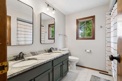 Tiny photo for 261 Northigh Drive, Worthington, OH 43085 (MLS # 226032114)