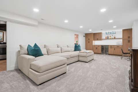 Tiny photo for 261 Northigh Drive, Worthington, OH 43085 (MLS # 226032114)