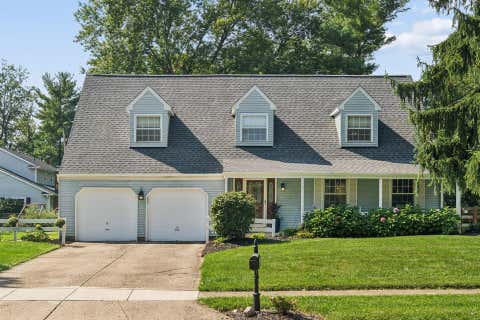 Photo of 261 Northigh Drive, Worthington, OH 43085 (MLS # 226032114)