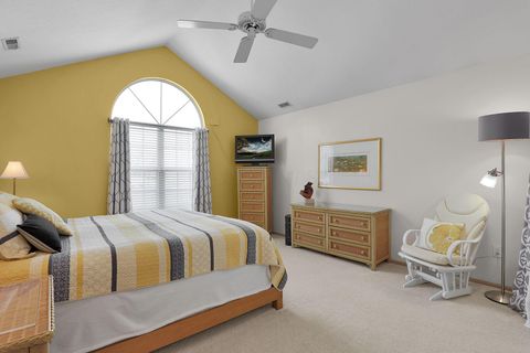 Tiny photo for 5613 Villa Gates Drive 9 #9, Hilliard, OH 43026 (MLS # 226001714)