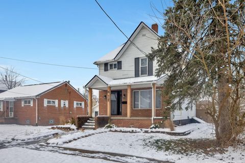 Tiny photo for 424 N Pearl Street, Crestline, OH 44827 (MLS # 225045079)