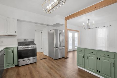 Tiny photo for 424 N Pearl Street, Crestline, OH 44827 (MLS # 225045079)