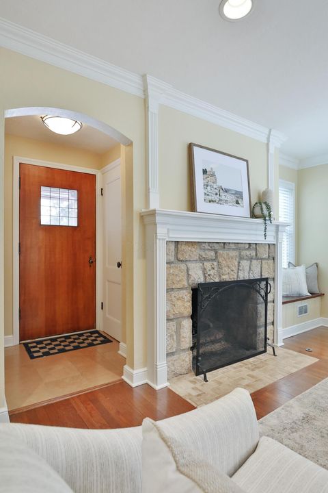 Tiny photo for 398 Fallis Road, Columbus, OH 43214 (MLS # 226003240)