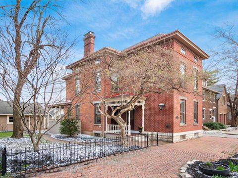 Tiny photo for 690 City Park Avenue, Columbus, OH 43206 (MLS # 226008133)