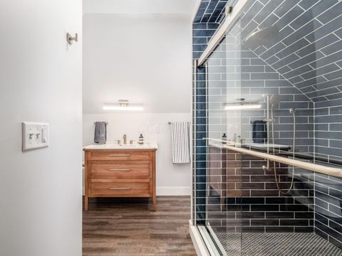 Tiny photo for 690 City Park Avenue, Columbus, OH 43206 (MLS # 226008133)