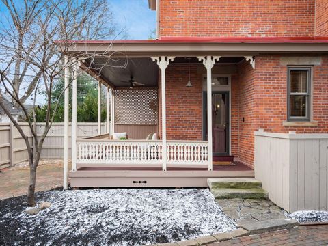 Tiny photo for 690 City Park Avenue, Columbus, OH 43206 (MLS # 226008133)