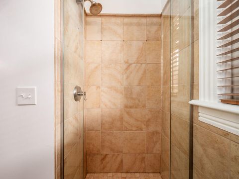 Tiny photo for 690 City Park Avenue, Columbus, OH 43206 (MLS # 226008133)