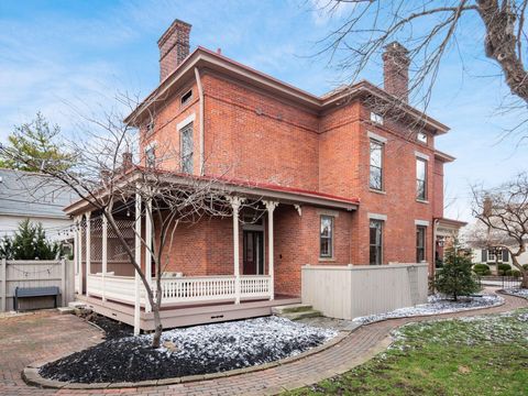 Tiny photo for 690 City Park Avenue, Columbus, OH 43206 (MLS # 226008133)