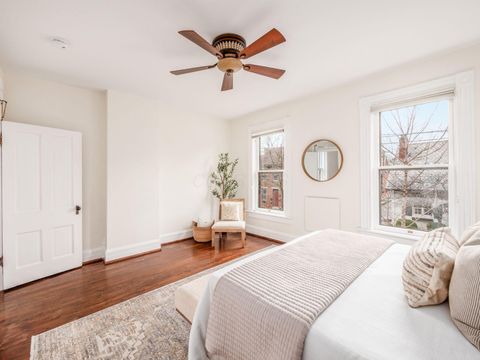 Tiny photo for 690 City Park Avenue, Columbus, OH 43206 (MLS # 226008133)