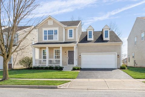 Photo of 787 Centerpark Drive, Westerville, OH 43082 (MLS # 226005447)