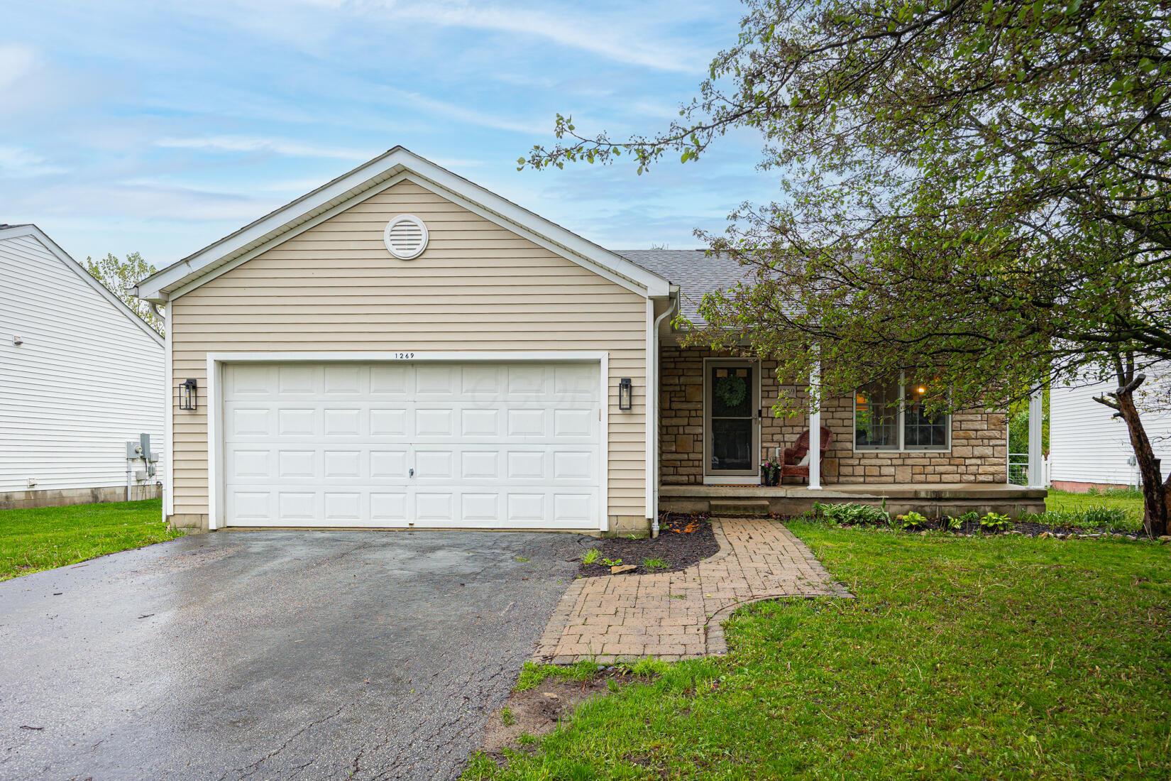 1269 Valley Drive, Marysville, Ohio image 1