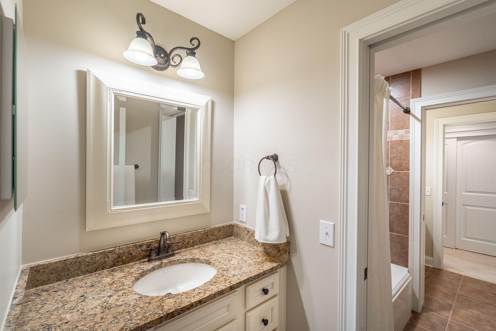 7699 Clear Creek Court, Blacklick, Ohio image 39