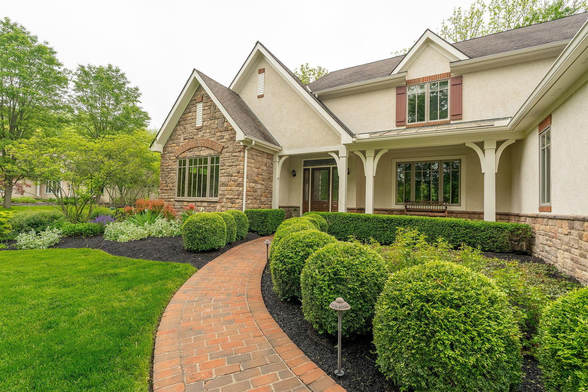 7699 Clear Creek Court, Blacklick, Ohio image 3