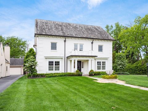 Photo of 2301 Brixton Road, Upper Arlington, OH 43221 (MLS # 226018312)