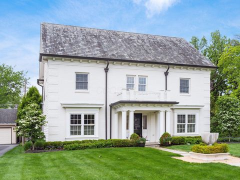 Photo of 2301 Brixton Road, Upper Arlington, OH 43221 (MLS # 226018312)