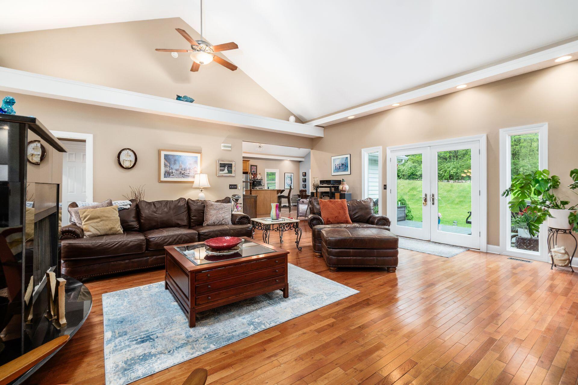 4950 Olentangy River Road, Delaware, Ohio image 17