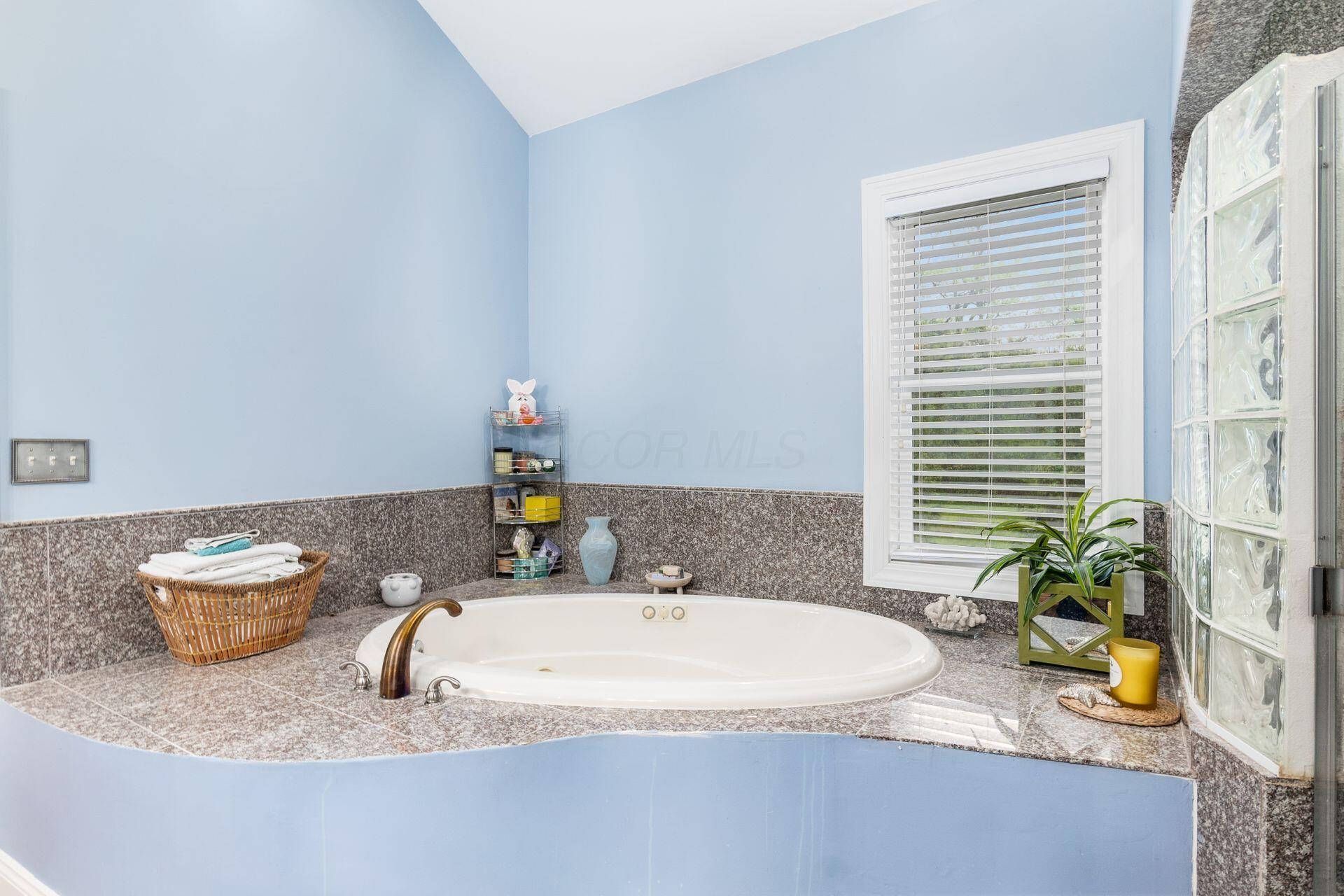4950 Olentangy River Road, Delaware, Ohio image 27