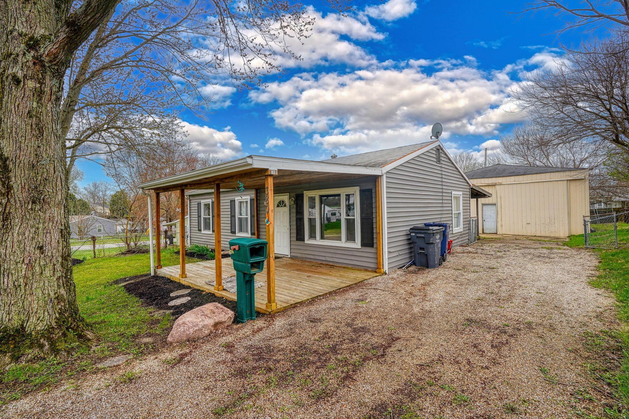 380 Hillview Drive, Johnstown, Ohio image 5