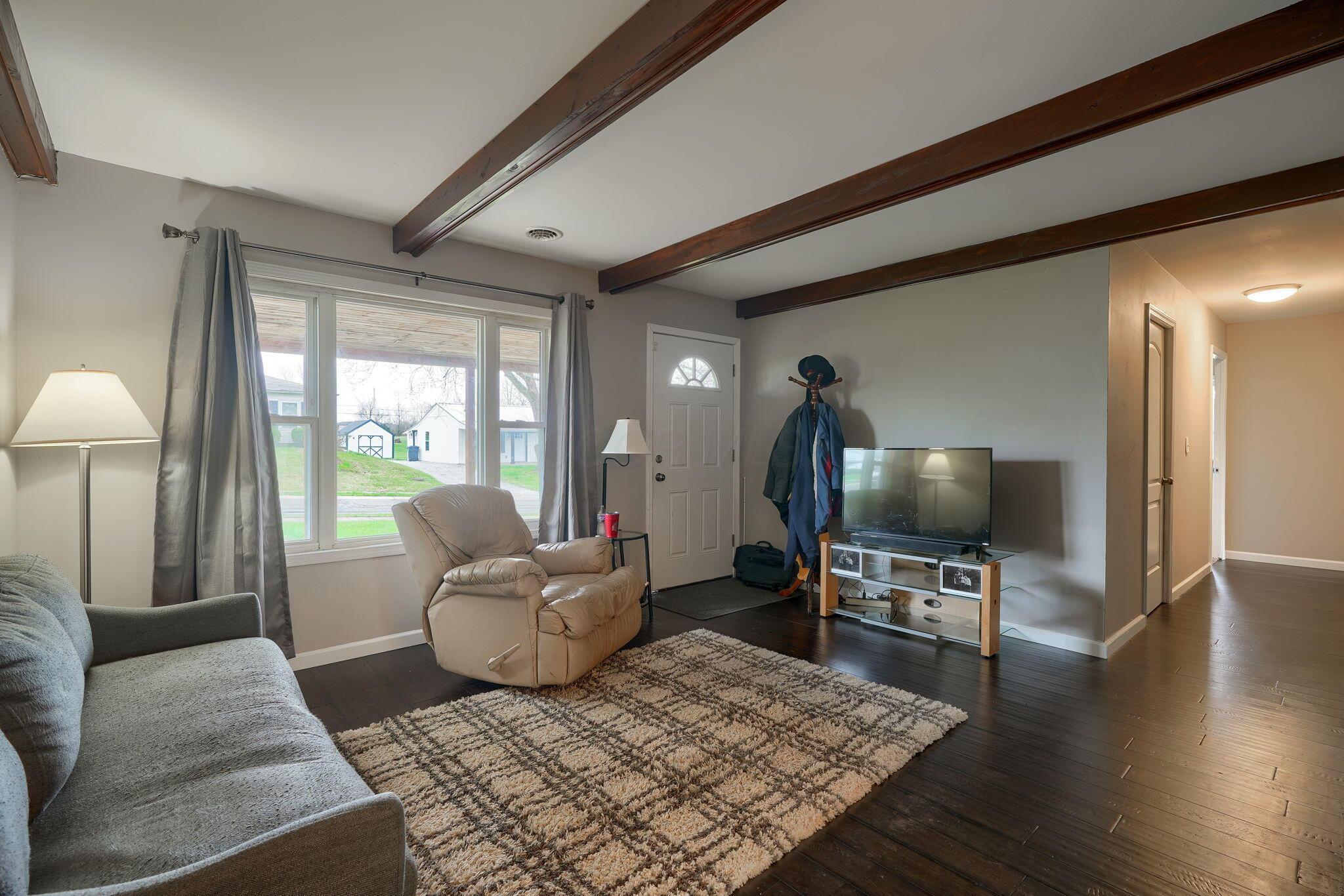 380 Hillview Drive, Johnstown, Ohio image 16