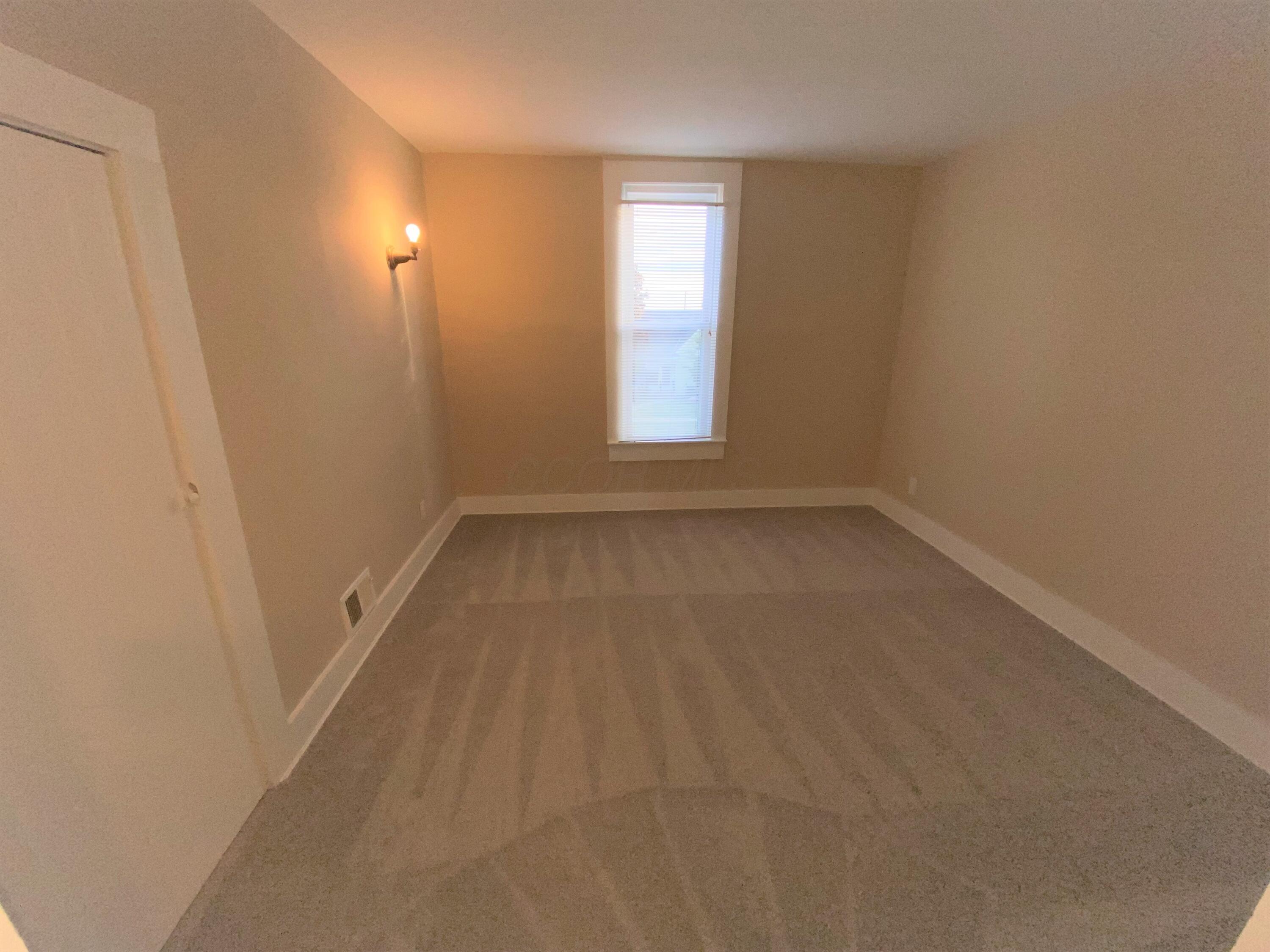 Hilliard, Ohio 43026, United States, 2 Bedrooms Bedrooms, ,1 BathroomBathrooms,Residential,Active,94288