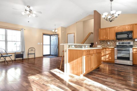 Tiny photo for 3149 Zach Court, Columbus, OH 43219 (MLS # 226000660)