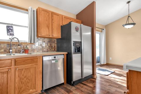 Tiny photo for 3149 Zach Court, Columbus, OH 43219 (MLS # 226000660)