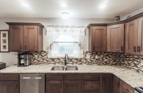 Tiny photo for 806 Hobart Avenue, Logan, OH 43138 (MLS # 225037777)