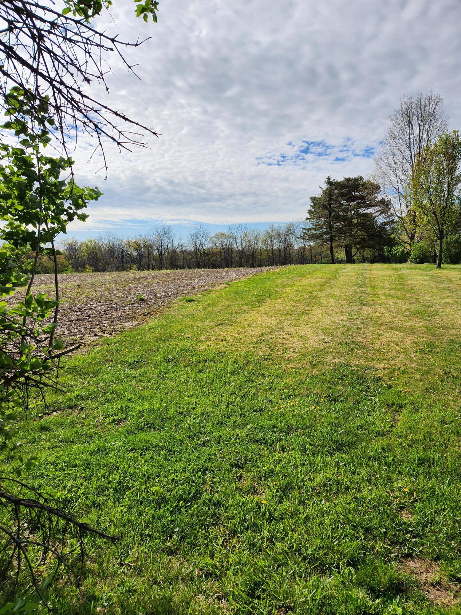 10047 Loop Road, Millersport, Ohio image 2
